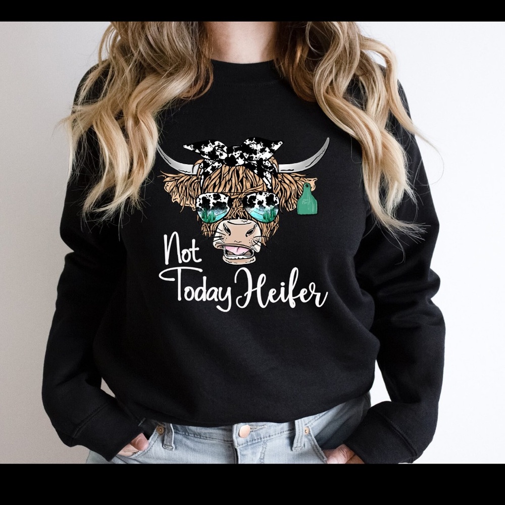 Black sweatshirt